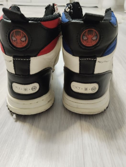 Обувь подростков