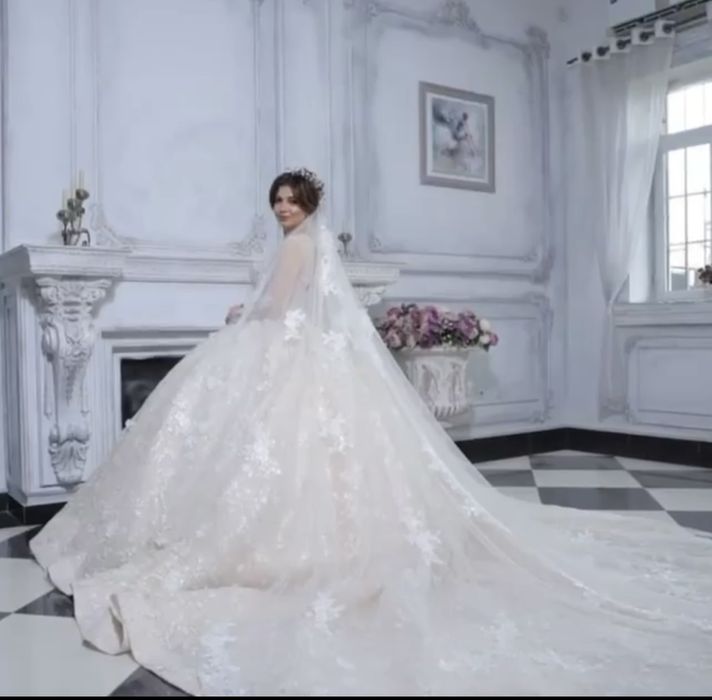 Продается, бизнеспрокат свадебных платьев срочно