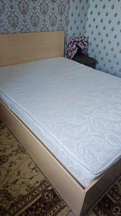Продам кровать в хорошем состоянии.
