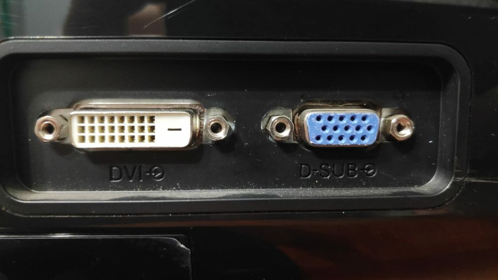 Продам монитор 19"