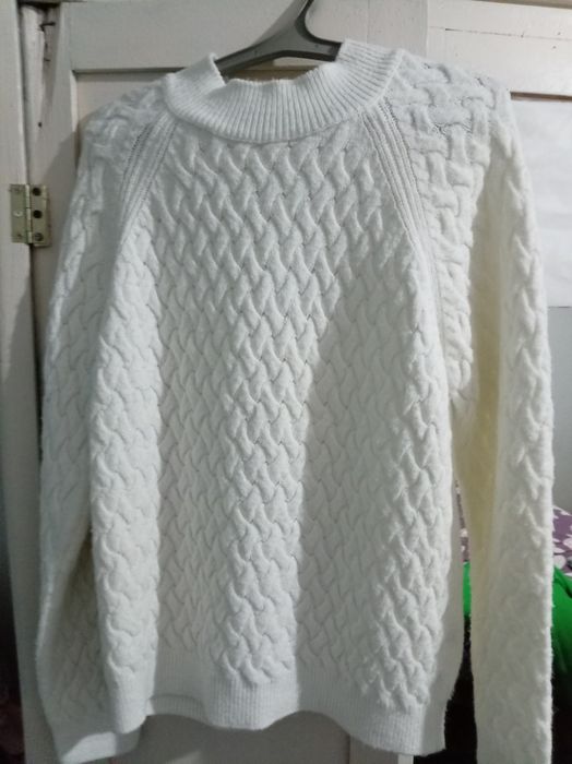 ВСЁ вещи по  2000 тг.