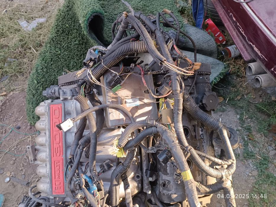 Двигатель ДВС  Mitsubishi