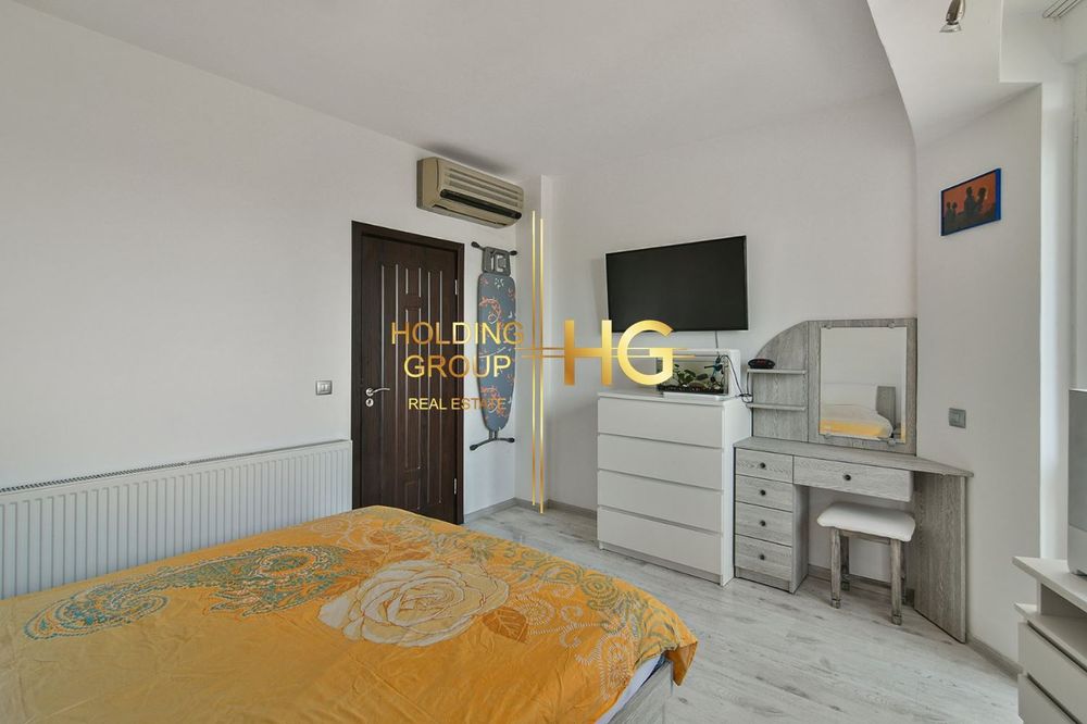 Продава се Тристаен апартамент в Варна, м-т Траката - 108 кв.м за 1936 €/кв.м - Снимка #5