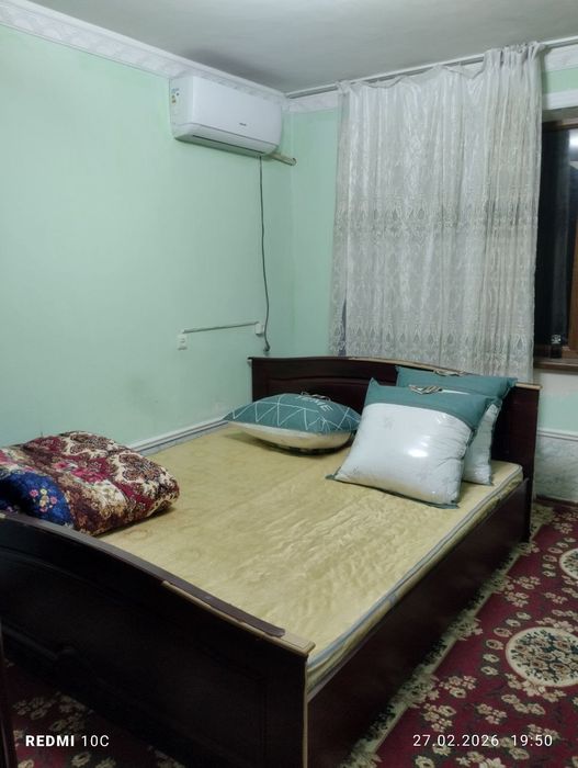 Хамма шароити бор дом сотилади  2 хонали