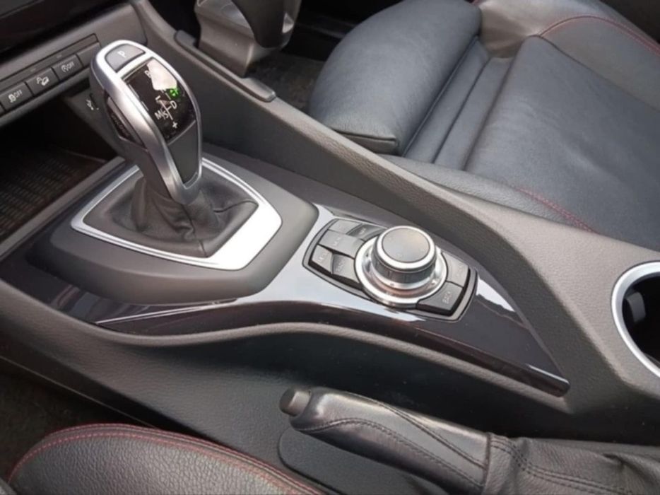 БМВ Х1 2i8 Xdrive