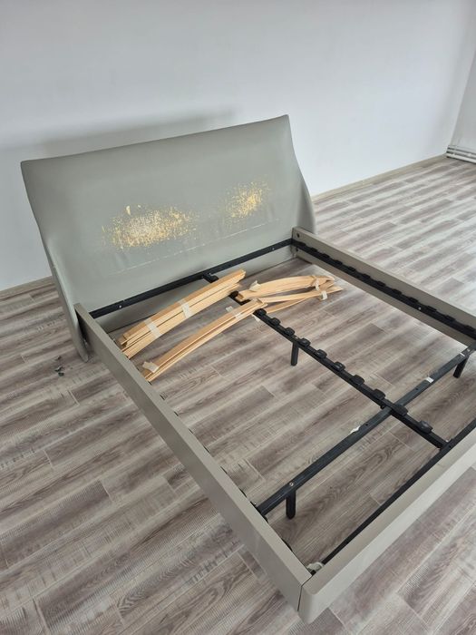 Кровать двуспальная