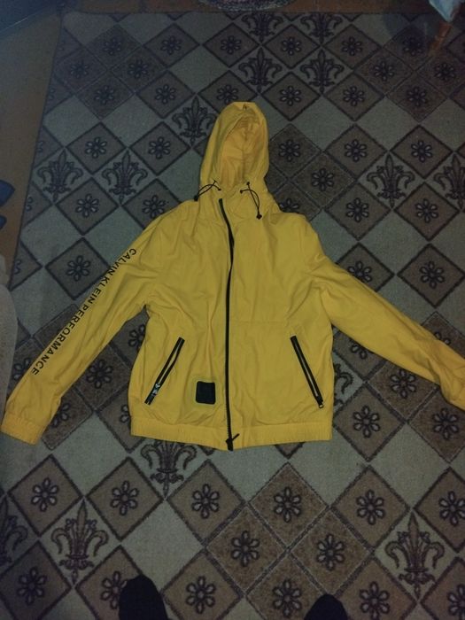 Одежда почти не ношенные