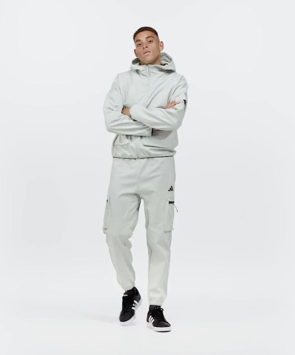 Adidas City Escape Premium ОРИГИНАЛЕН мъжки екип/горнище и долнище M/L