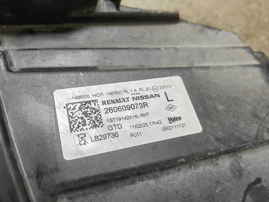 Фарове Renault Master 4 Nissan Interstar 3 LED ляв десен / Фарове Рено Мастър 24г. Оригинални