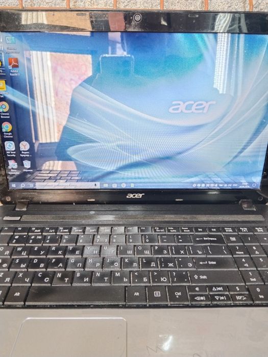 Продам игровой ноутбук Acer.