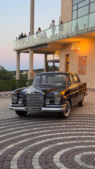 Masini de epoca pentru evenimente