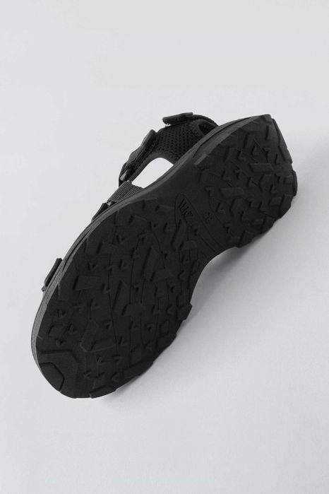 Нови Zara сандали, номер 39