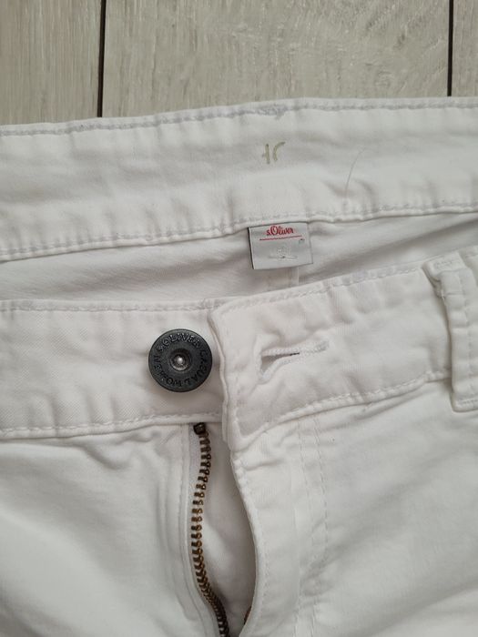 Blugi albi firma S'oliver marime L