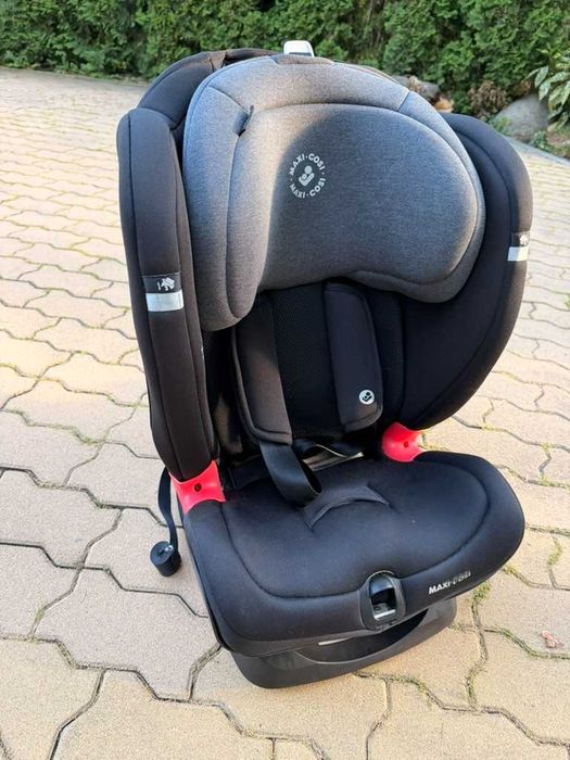 Столче за кола Titan Plus (9 месеца - 12 г.) (9 - 36 кг.) - 2 бр.