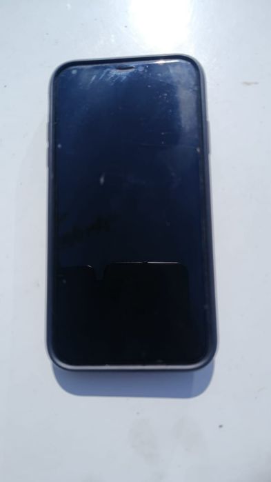 Айфон 11 продам