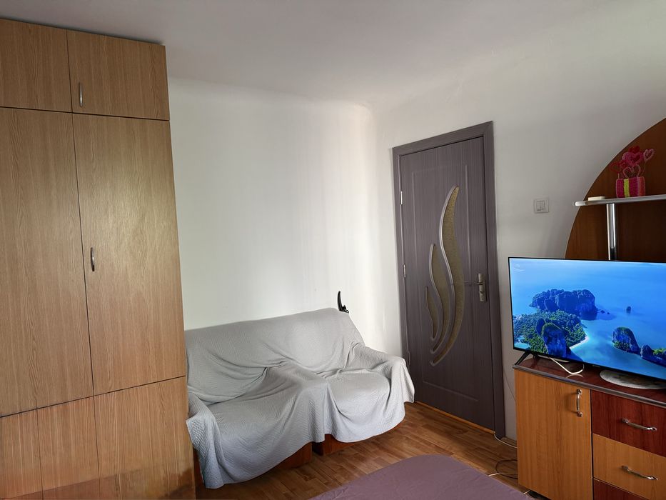 Garsonieră modernă, rovine părculeț 3/4, proprietar