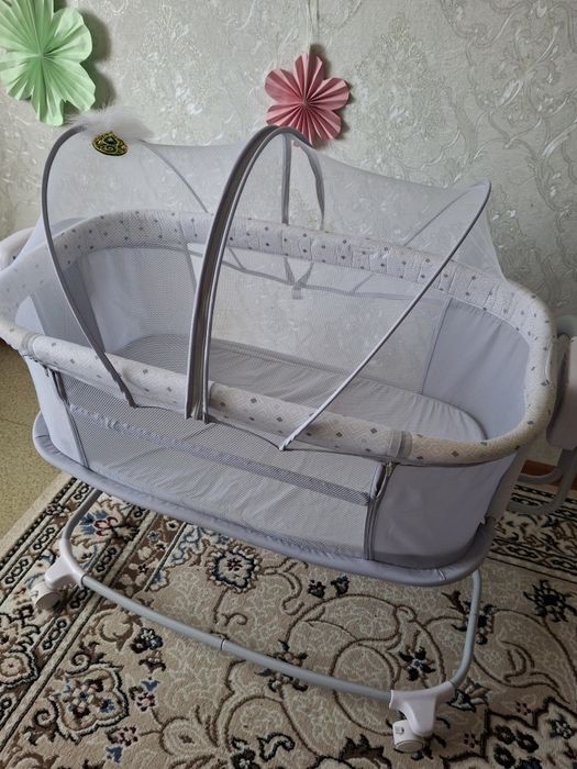 Продам кроват- качалку