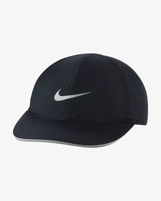 Nike Featherlight Cap - страхотна спортна шапка НОВА БЕЗ ЕТИКЕТИ 100% оригинал