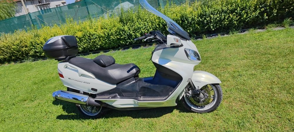 Продавам Сузуки Бъргман 650