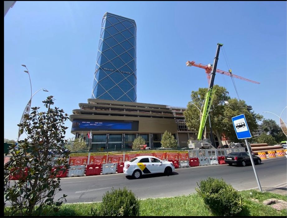 Сдается премиум нежилое помещение В Пирамид Мол 2 этаж 148 квадратных