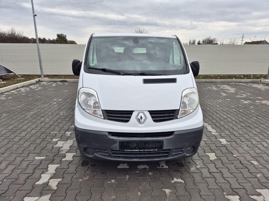 Vand Renault Trafic Euro 5 pas lung