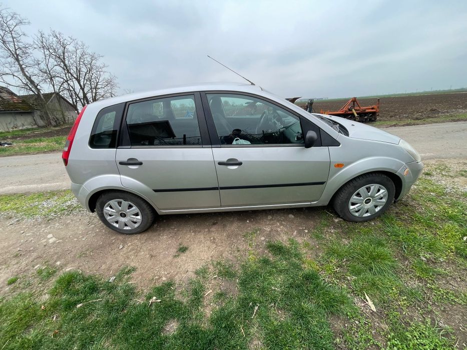 Vand Ford Fiesta