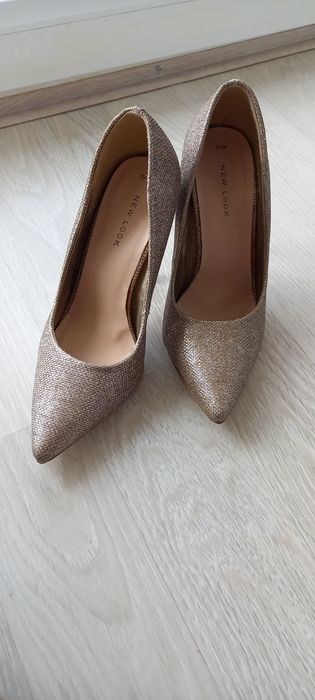 Pantofi cu toc Nr 38 New Look