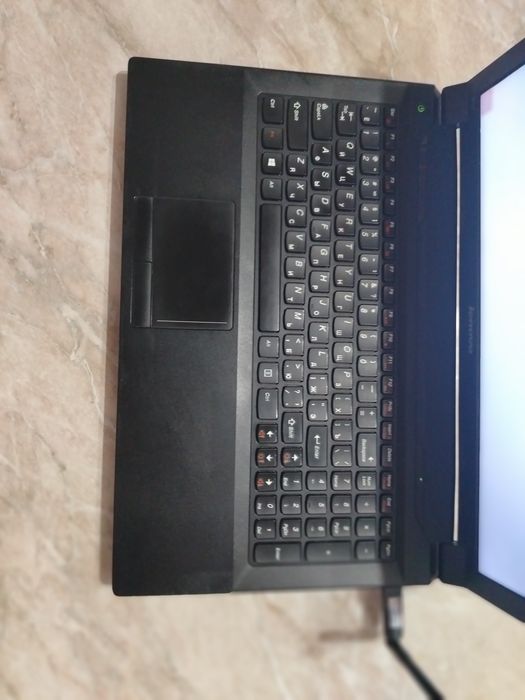 Noutbuk Lenova IdeaPad