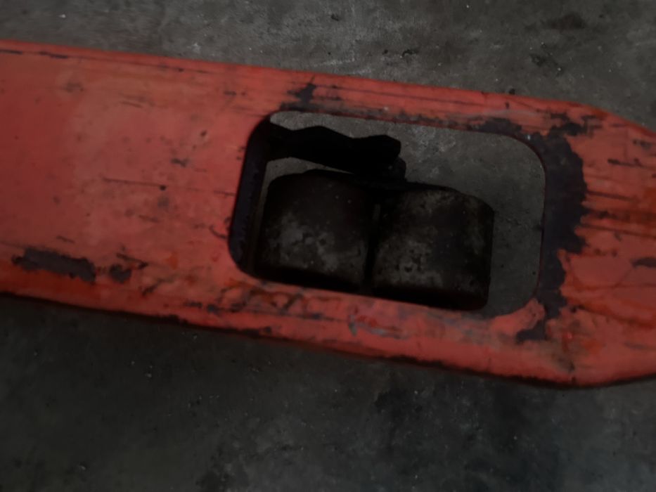 Liză. Manuală.  De vanzare