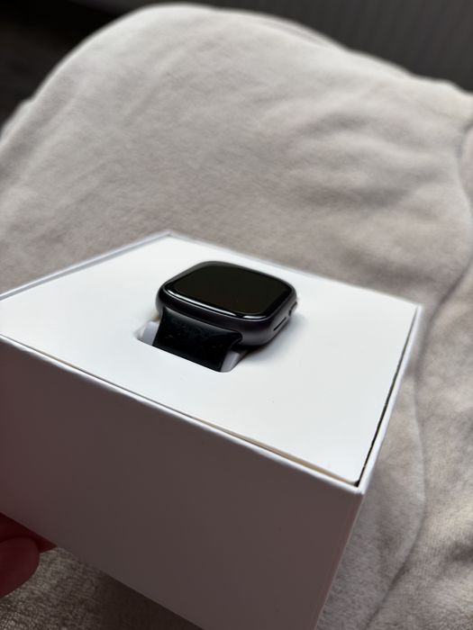 Смарт часовник Honor watch 4