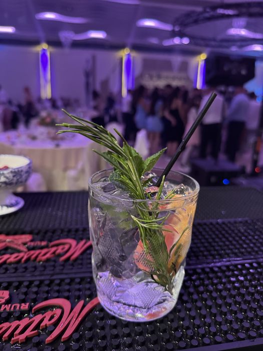 Bar mobil evenimente - COCKTAIL ON-