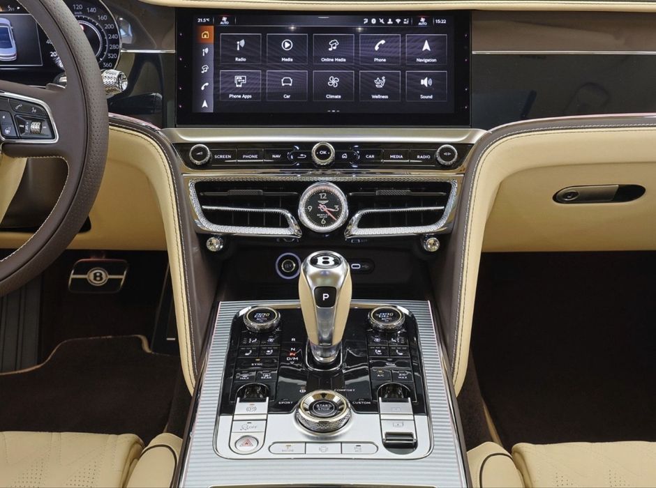 Bentley Flying Spur Azure V8 2026