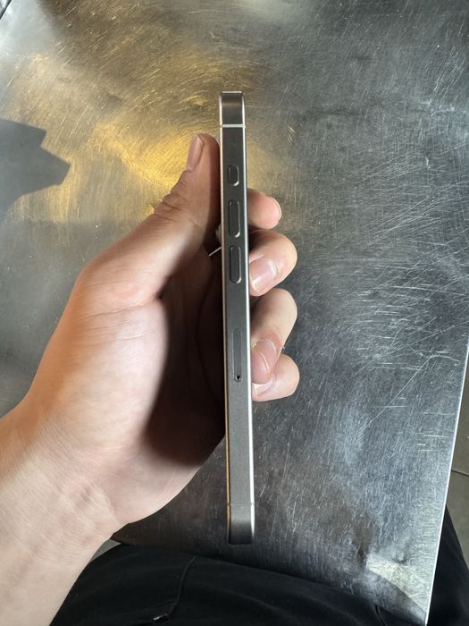 iphone 15 pro c garantiya