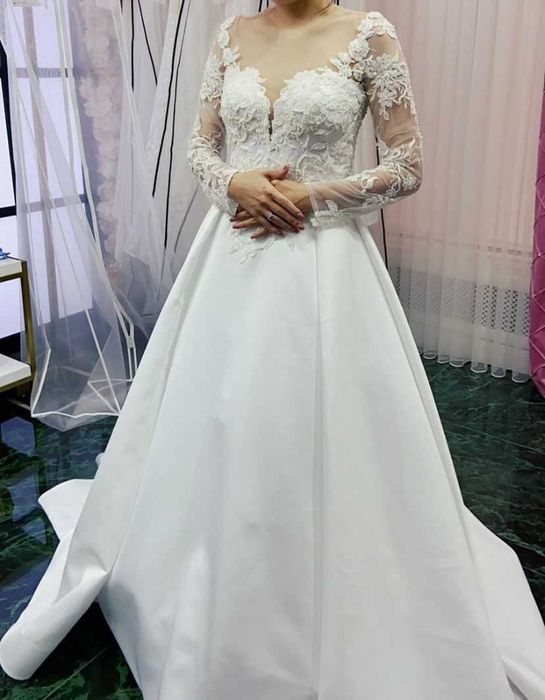 Свадебное платье