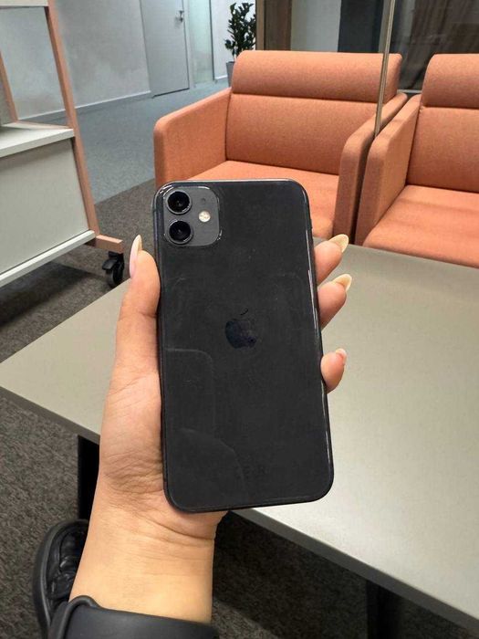 iPhone 11 (Айфон)