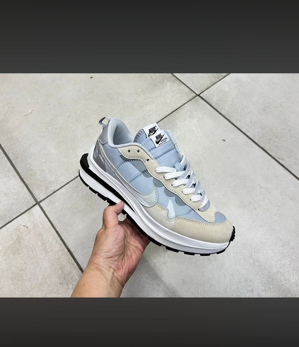 Nike sacai x,. 4 culori disponibile