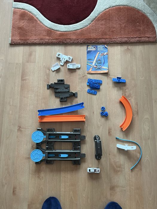 Hot Wheels писти с колички 5 комплекта