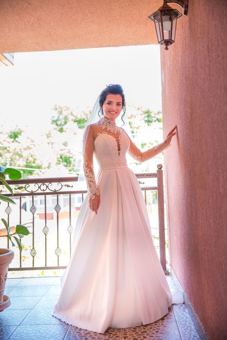 Vand rochie de mireasă mărimea 34 xs