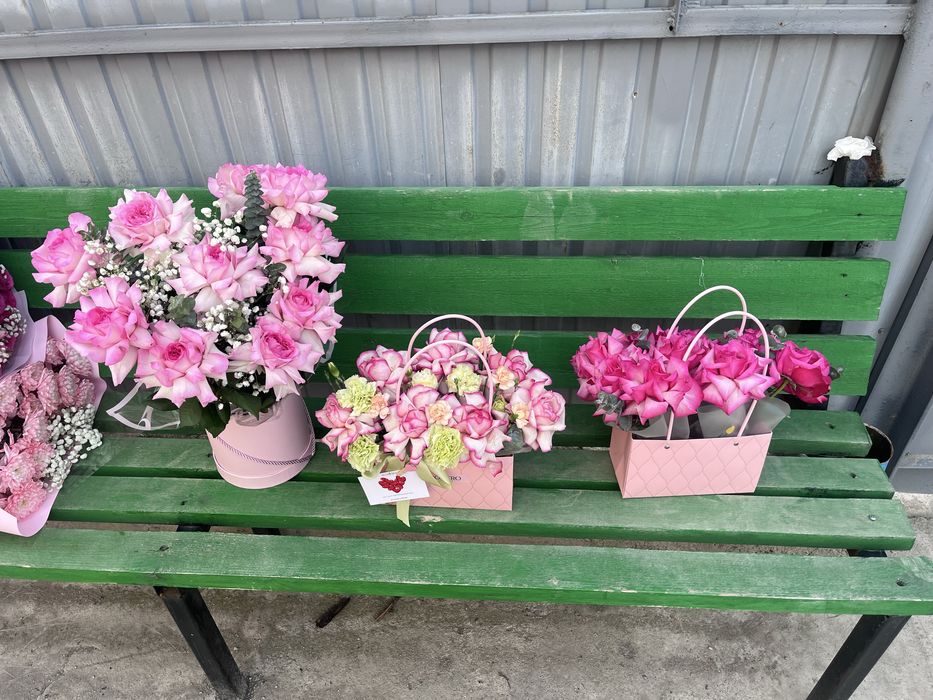 Продам цветы срочно