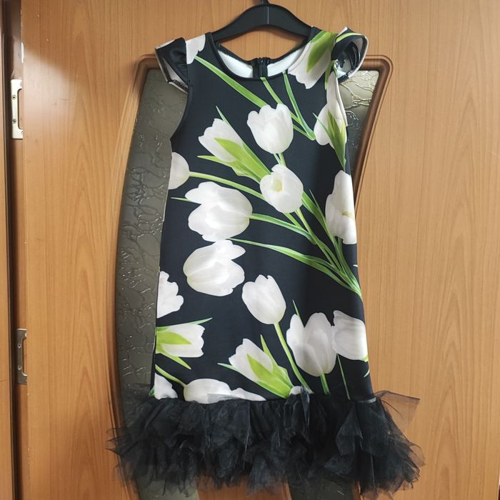 Страхотна рокля за момиче