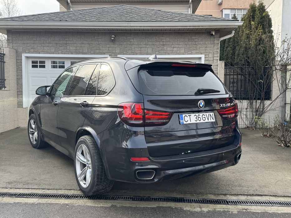 Schimb / Vand BMW X5 f15 pachet M interior/exterior , virtual Cockpit , 256 cp