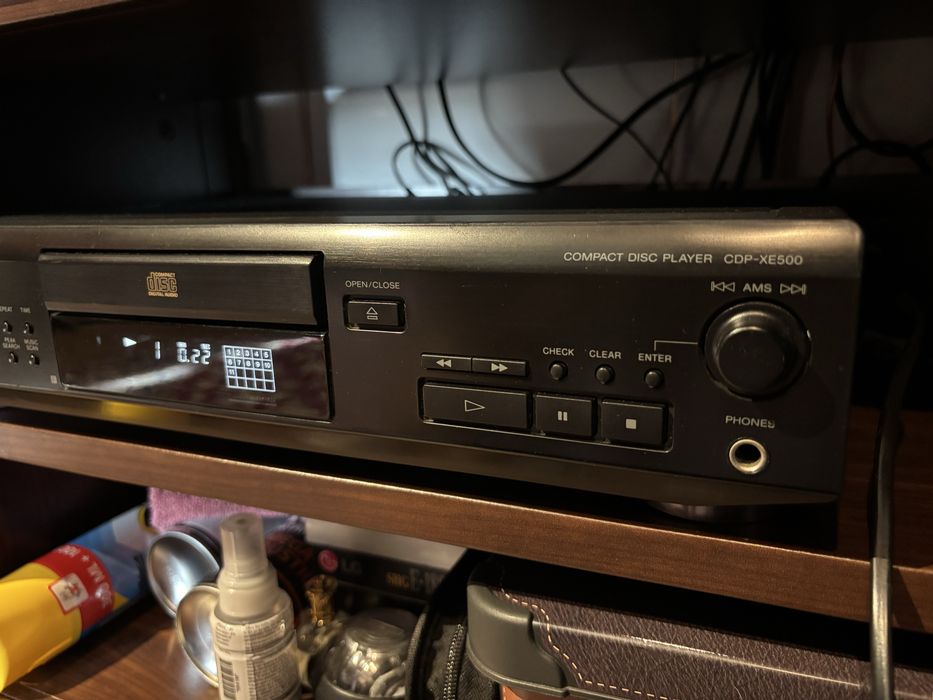 Sony CDP-XE500 cd player, stare foarte bună