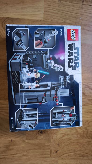 Lego 75229 Death Star Escape