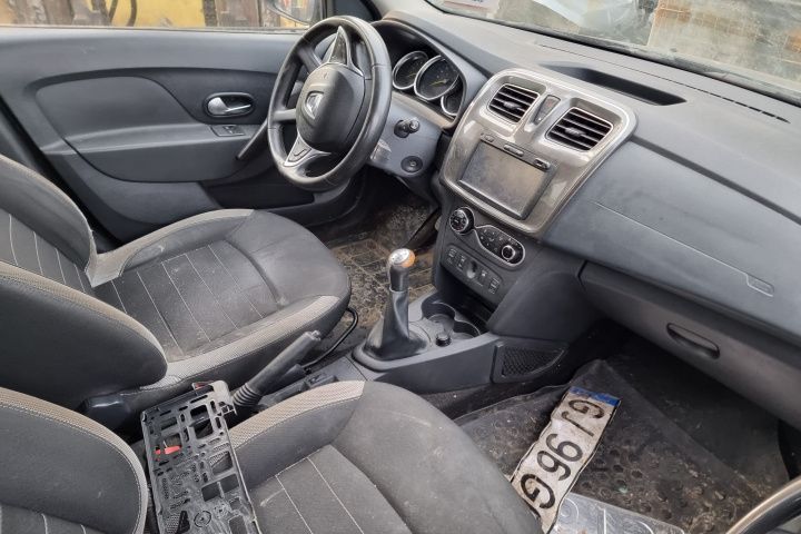 bara fata capota trager armatura far stanga dreapta grila alternator electromotor timonerie caseta directie motoras ansamblu stergatoare  macara motoras geam Dacia Sandero 2 stepway facelift motor 1.5dci dezmembrez