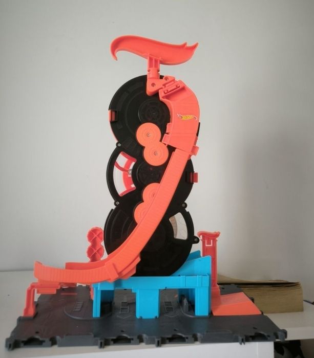 Трек гоночный  Hot Wheels