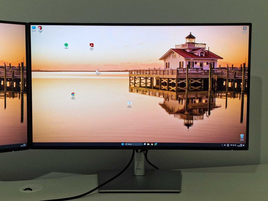 Vand/schimb 2 monitoare Dell UltraSharp 27", DisplayPort, USB-C, Hub