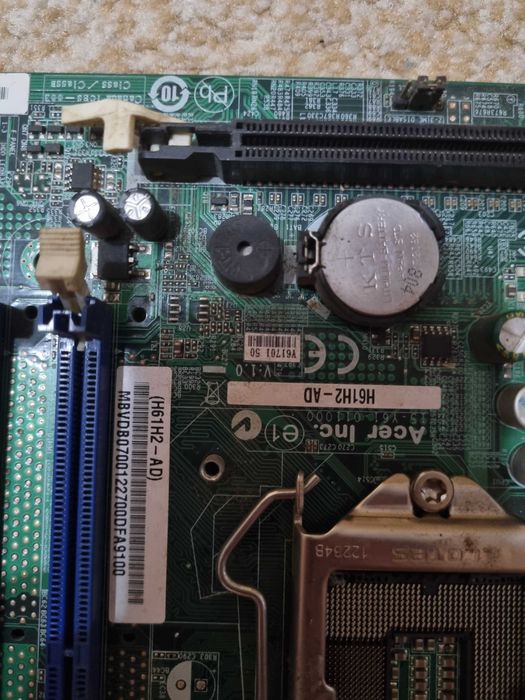 Placa de baza acer H61H2-AD