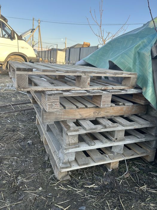 Деревянный поддоны