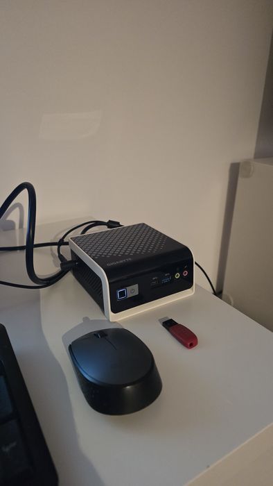 Vand mini pc Gigabyte