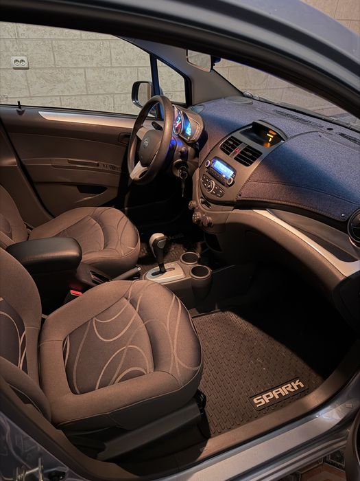Chevrolet Spark AT